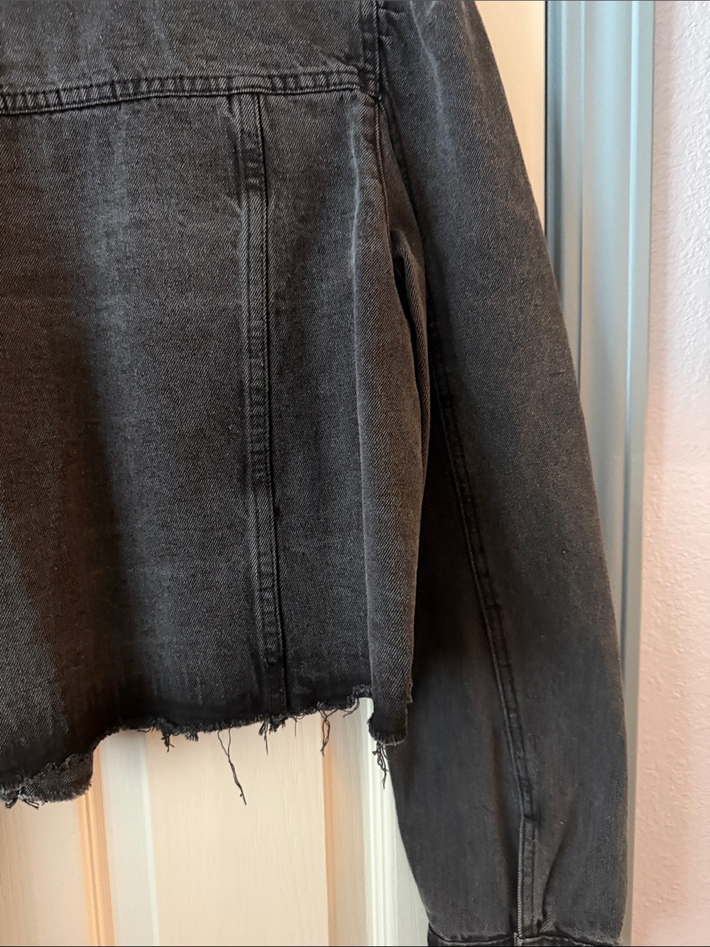 Mono B Black Distressed Cropped Denim Jacket - Picture 6 of 6
